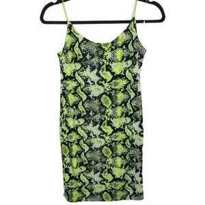 NWT ReVamped Neon Green Snake Print Dress 🐍💚